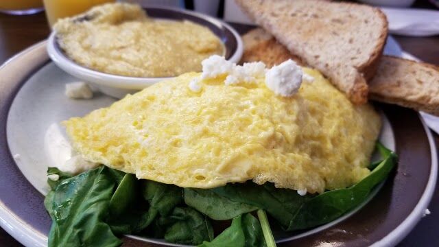 Pop's Grits & Eggs