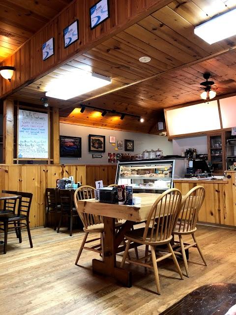 Rosebud Bakery & Diner