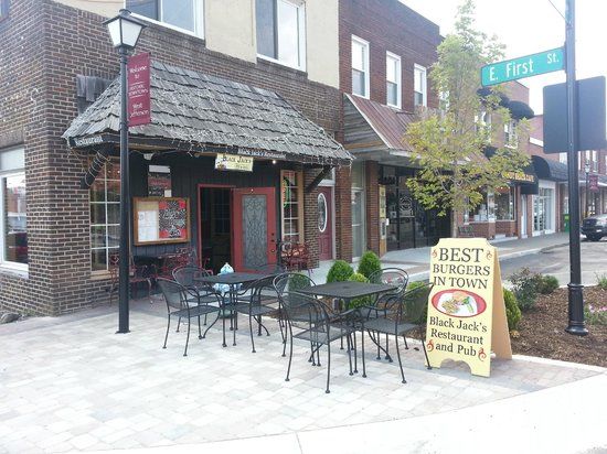 Black Jack's Pub & Grill