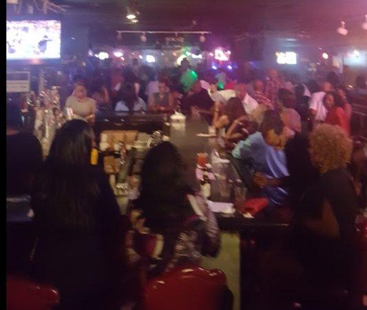 Vibrations Night Lounge