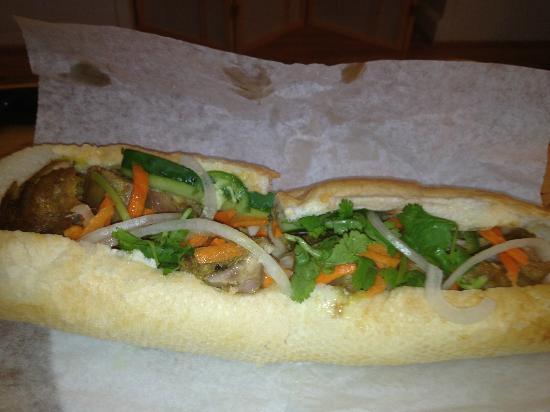 Banh mi Saigon Sandwiches & Bakery