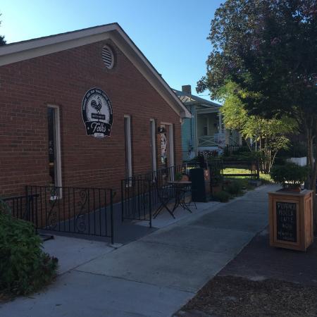 Folks Cafe