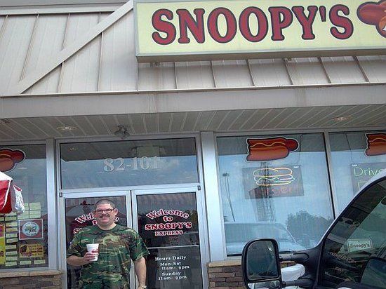 Snoopys Hot Dogs