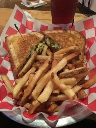 Coaches Neighborhood Grill